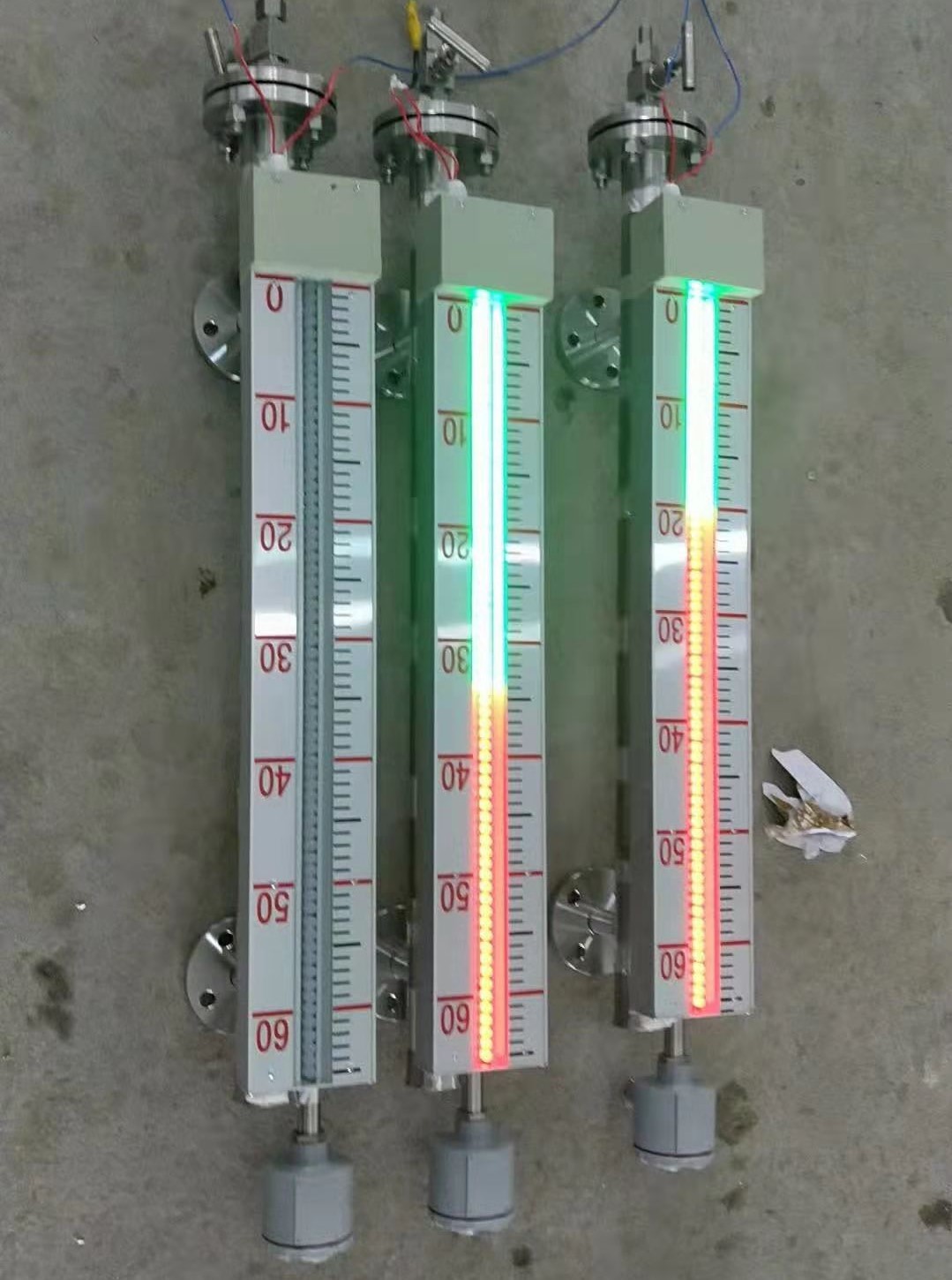 磁敏雙色LED燈光磁翻板液位計(jì)